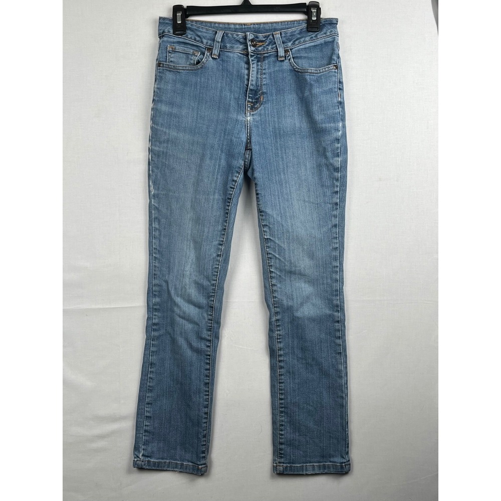 LL Bean Classic Fit Jeans Womens 4 Pet Medium Wash Blue Straight Leg Denim